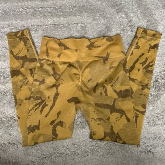 Gymshark Adapt Camo Seamless Legging - Picture 1 of 6